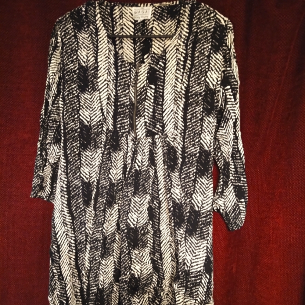 The Masai Tunic Shirt, Size L